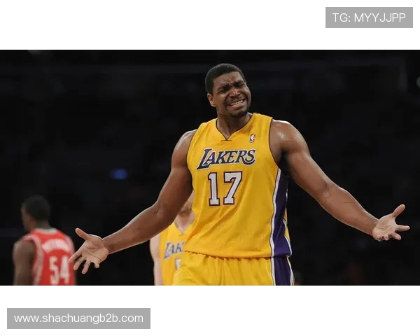 奥登与拜纳姆的对决回顾：两位天才球员的命运交错与NBA生涯的起伏