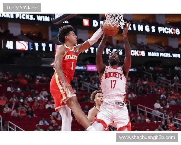 火箭队与老鹰队激战三加时上演篮球史诗般的精彩对决
