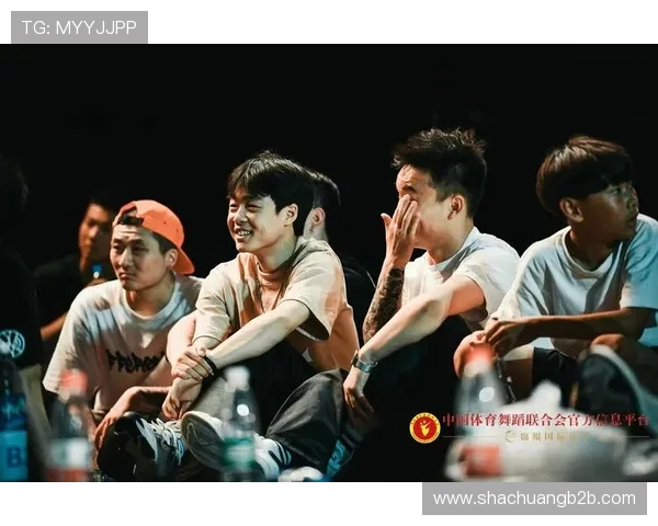 杭州街舞队在攀岩联赛中以70分稳居积分榜首位